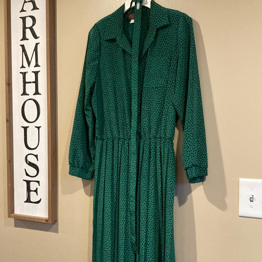 COPY - VTG Made in the USA Emerald Dress